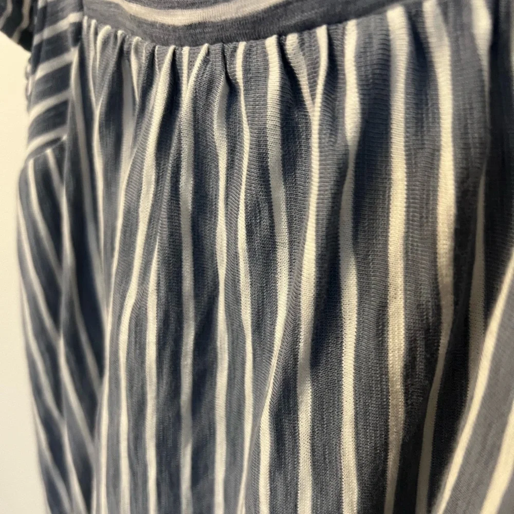 NWOT Lauren Conrad Blue and White Striped Top Size XS - Picture 6 of 6